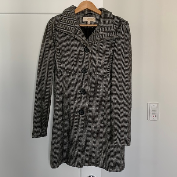 Coat - Picture 1 of 3